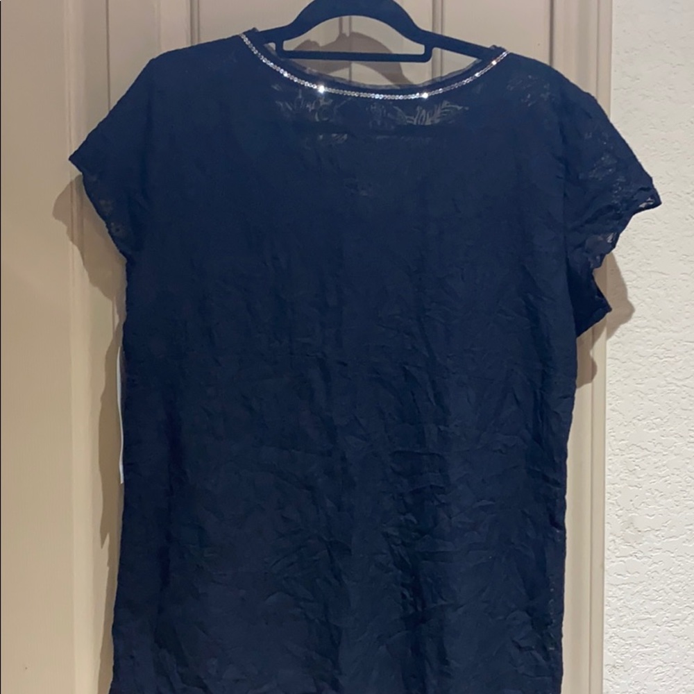 First issue blouse NWT. - Picture 5 of 5